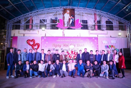 Chào mừng Ngày Quốc tế Phụ nữ 8/3 - Ngày hội gia đình trường Tiểu học Vân Canh lần thứ ba năm 2024