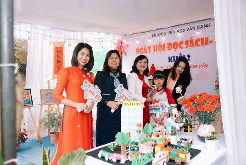Hội sách xuân - Ngày hội Stem - Giáo dục di sản văn hóa địa phương năm học 2023 - 2024