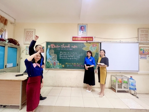 Chi đoàn trường với hội thi \