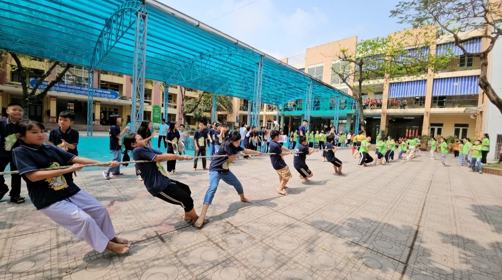 Ngày hội thiếu nhi vui khỏe trường Tiểu học Vân Canh.