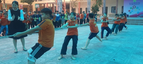 Ngày hội thiếu nhi vui khỏe trường Tiểu học Vân Canh.