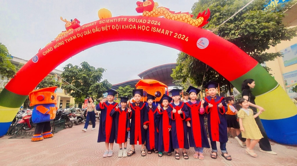 Chung kết Biệt đội Khoa học iSMART 2024