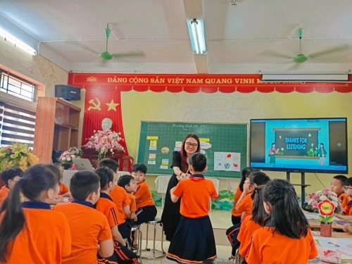 Trường Tiểu học Vân Canh thực hiện thành công chuyên đề Tiếng Anh cấp huyện