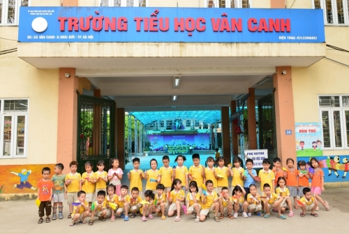 Chào đón các bé trường Mầm non Vân Canh đến thăm trường