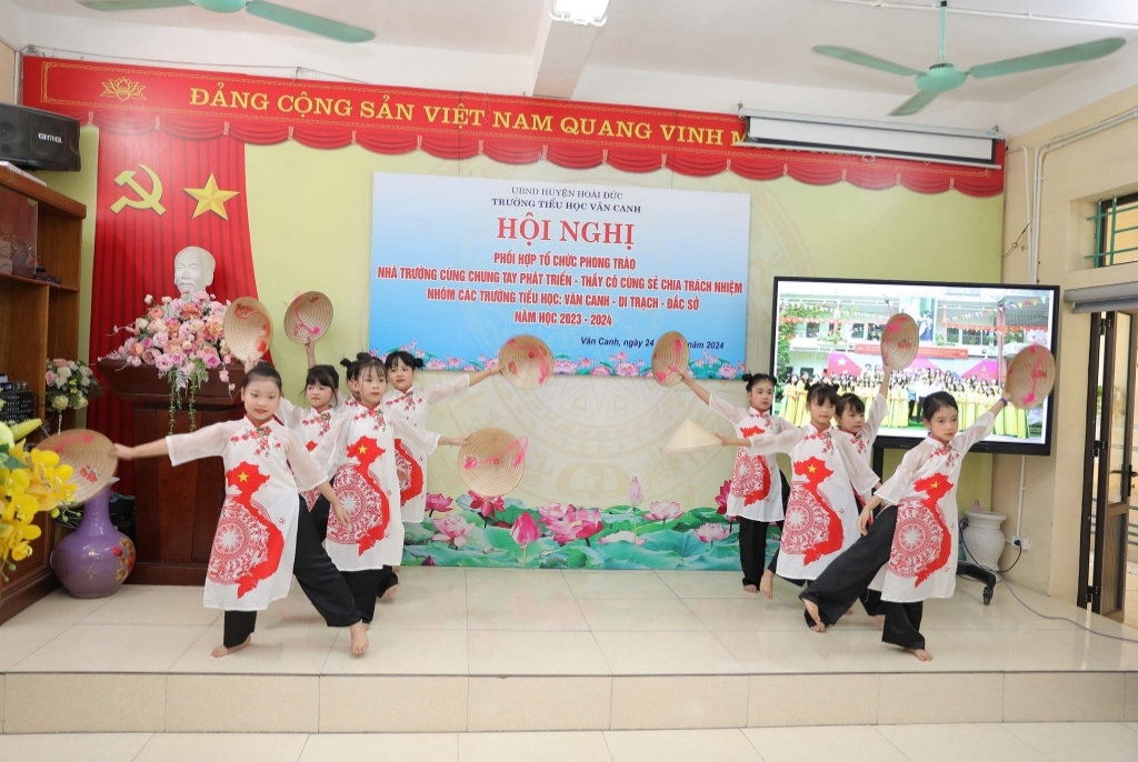 Trường TH Vân Canh - Di Trạch - Đắc Sở TCPT