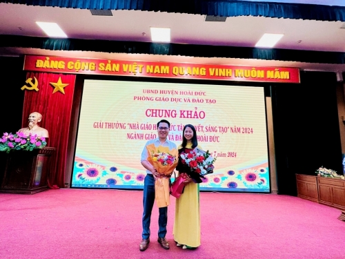 Cô giáo Tạ Thị Vui đạt giải Nhất chung khảo giải thưởng \