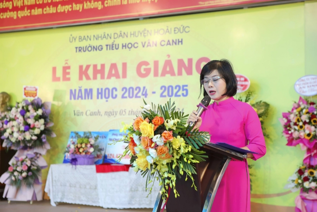 Trường tiểu học Vân Canh tổ chức khai giảng năm học mới 2024-2025