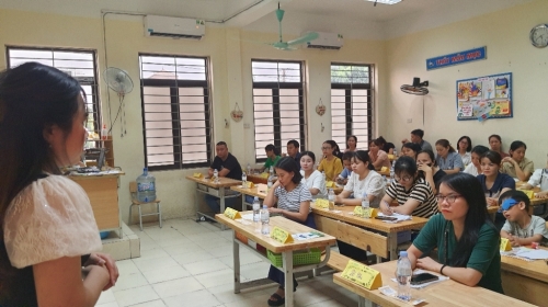 Trường Tiểu học Vân Canh tổ chức Hội nghị Cha mẹ học sinh năm học 2024-2025