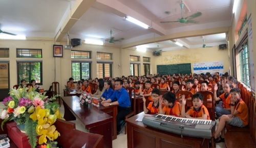 Đại hội Liên Đội trường Tiểu học Vân Canh năm học 2024-2025