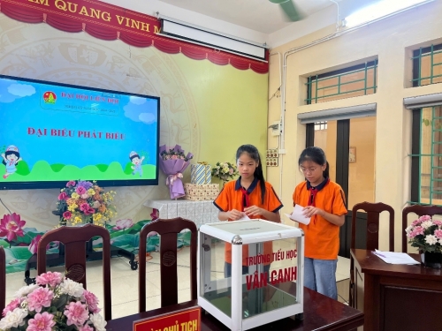 Đại hội Liên Đội trường Tiểu học Vân Canh năm học 2024-2025