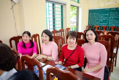 Trường Tiểu học Vân Canh tổ chức kỷ niệm ngày Nhà giáo Việt Nam 20/11