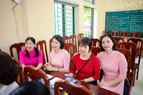 Trường Tiểu học Vân Canh tổ chức kỷ niệm ngày Nhà giáo Việt Nam 20/11