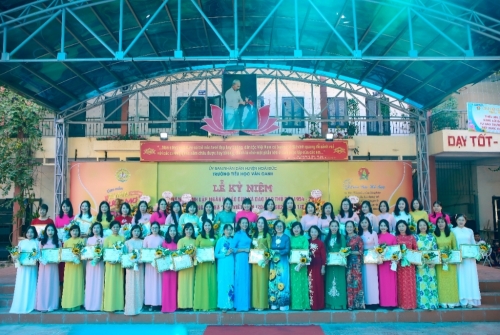Trường Tiểu học Vân Canh tổ chức kỷ niệm ngày Nhà giáo Việt Nam 20/11
