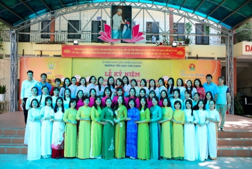 Trường Tiểu học Vân Canh tổ chức kỷ niệm ngày Nhà giáo Việt Nam 20/11