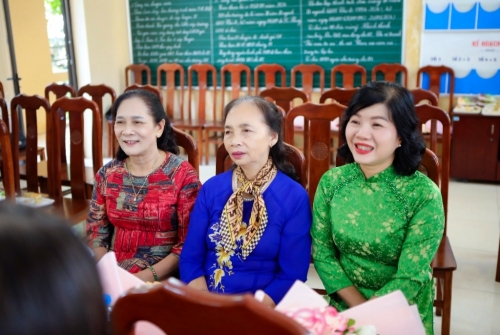 Trường Tiểu học Vân Canh tổ chức kỷ niệm ngày Nhà giáo Việt Nam 20/11