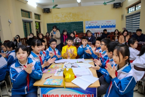 Trường Tiểu học Vân Canh tổ chức chuyên đề Lịch sử - Địa lí lớp 5 cụm chuyên môn số 2