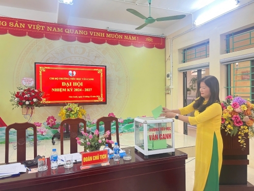 Chi bộ Trường Tiểu học Vân Canh tổ chức Đại hội nhiệm kỳ 2024 - 2027