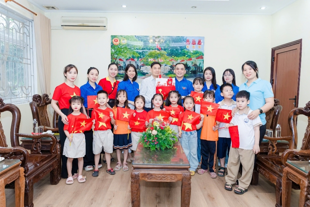 Các hoạt động ý nghĩa chào mừng kỉ niệm 50 năm ngày giải phóng miền nam (30/4/1975-30/4/2025)