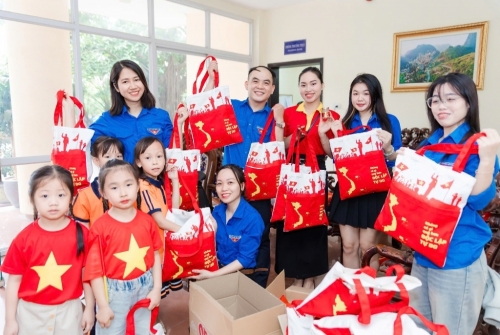 Các hoạt động ý nghĩa chào mừng kỉ niệm 50 năm ngày giải phóng miền nam (30/4/1975-30/4/2025)