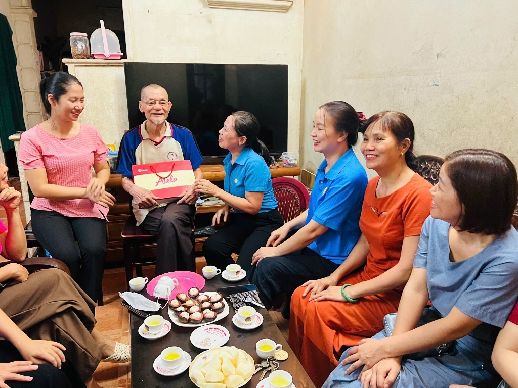 Hoạt động tri ân người có công nhân dịp 27/7