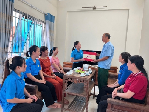 Hoạt động tri ân người có công nhân dịp 27/7