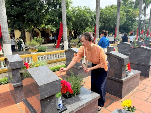 Kỉ niệm 78 năm ngày Thương binh - Liệt sĩ 27/7 - Có một bài ca không bao giờ quên