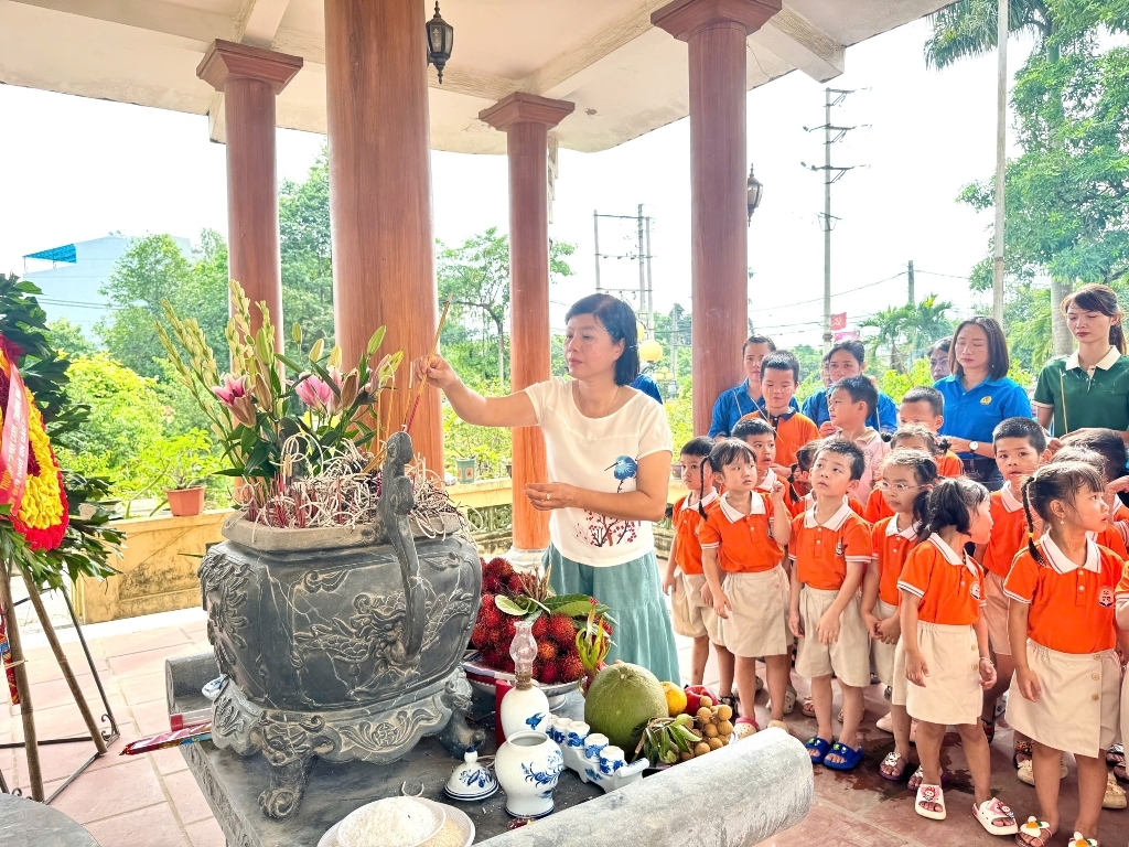 Kỉ niệm 78 năm ngày Thương binh - Liệt sĩ 27/7 - Có một bài ca không bao giờ quên