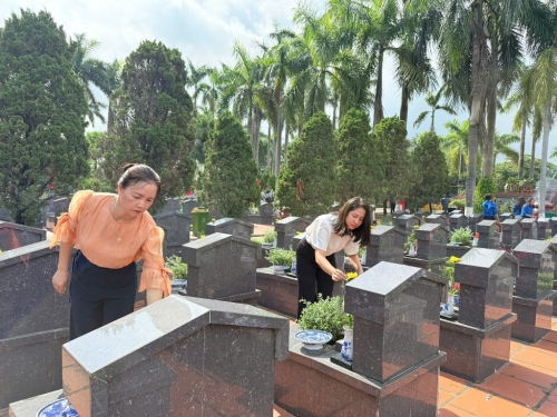 Kỉ niệm 78 năm ngày Thương binh - Liệt sĩ 27/7 - Có một bài ca không bao giờ quên