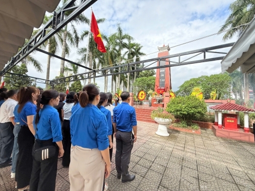 Kỉ niệm 78 năm ngày Thương binh - Liệt sĩ 27/7 - Có một bài ca không bao giờ quên