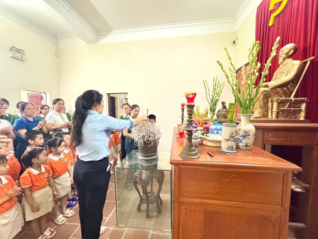 Kỉ niệm 78 năm ngày Thương binh - Liệt sĩ 27/7 - Có một bài ca không bao giờ quên