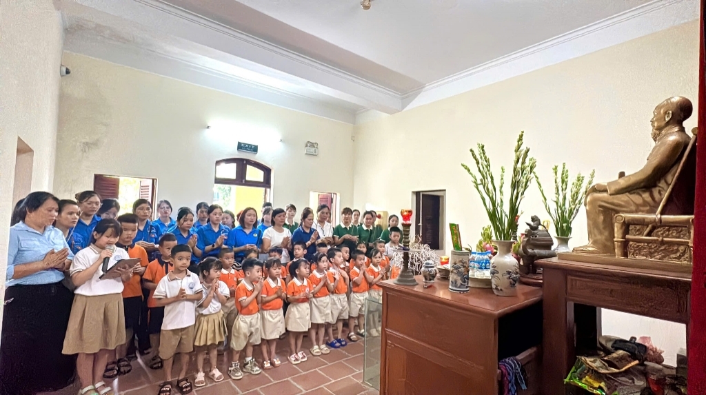 Kỉ niệm 78 năm ngày Thương binh - Liệt sĩ 27/7 - Có một bài ca không bao giờ quên