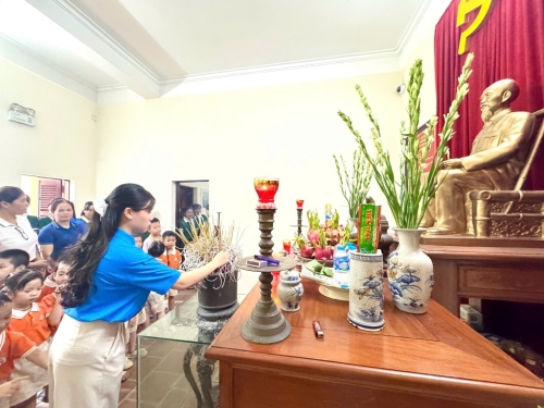 Kỉ niệm 78 năm ngày Thương binh - Liệt sĩ 27/7 - Có một bài ca không bao giờ quên