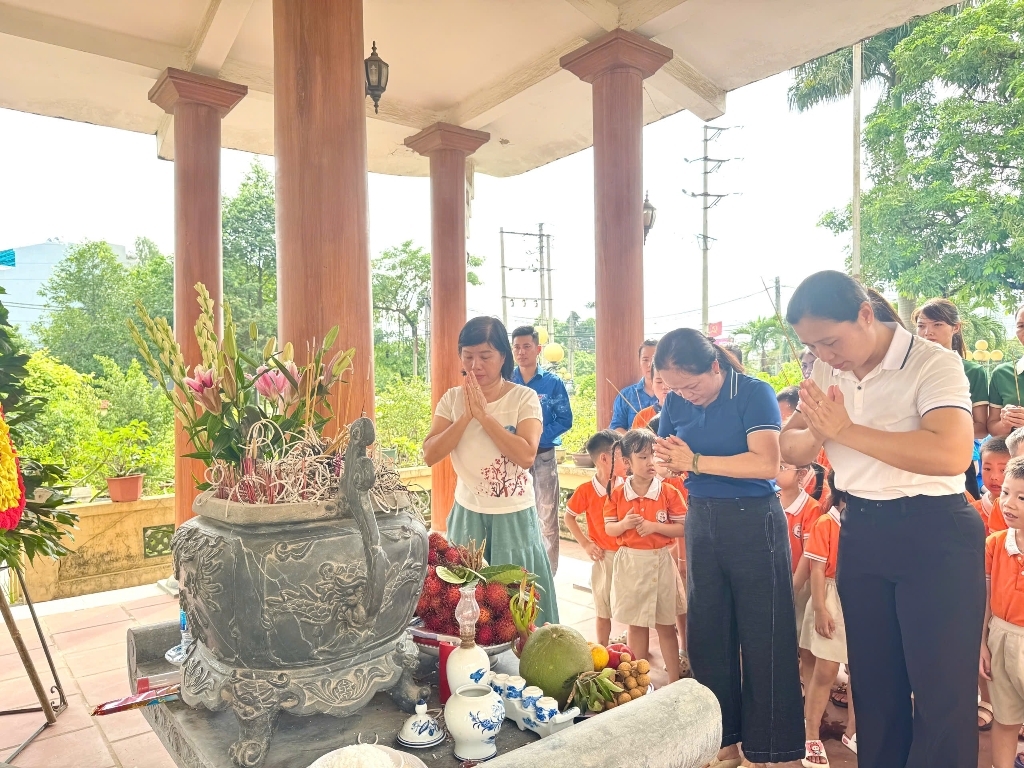 Kỉ niệm 78 năm ngày Thương binh - Liệt sĩ 27/7 - Có một bài ca không bao giờ quên