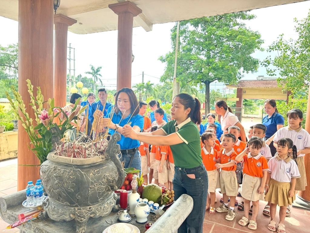 Kỉ niệm 78 năm ngày Thương binh - Liệt sĩ 27/7 - Có một bài ca không bao giờ quên