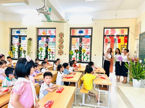 Hành trang vào lớp 1 - Hành trình của những ước mơ