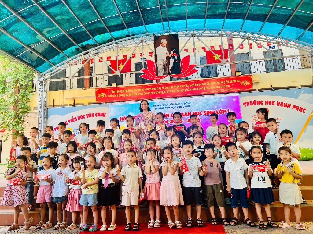 Hành trang vào lớp 1 - Hành trình của những ước mơ