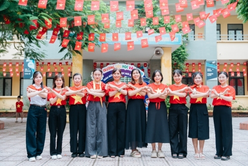Rực rỡ màu cờ chào mừng 80 năm Quốc khánh nước CHXHCN Việt Nam (02/9/1945-02/9/2025)