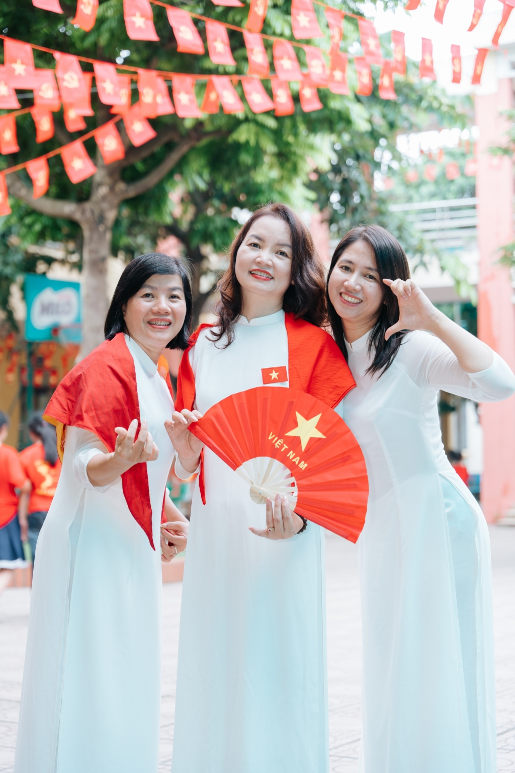 Rực rỡ màu cờ chào mừng 80 năm Quốc khánh nước CHXHCN Việt Nam (02/9/1945-02/9/2025)