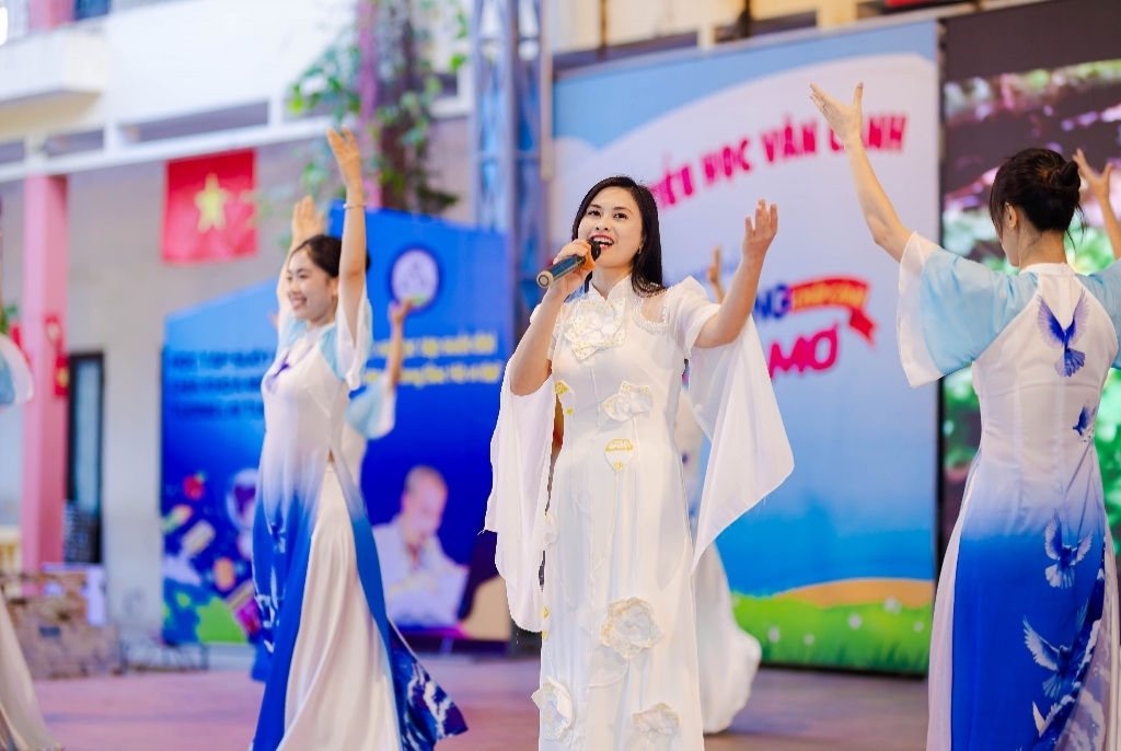 Lễ phát động Tuần lễ hưởng ứng học tập suốt đời năm 2025, xã Sơn Đồng