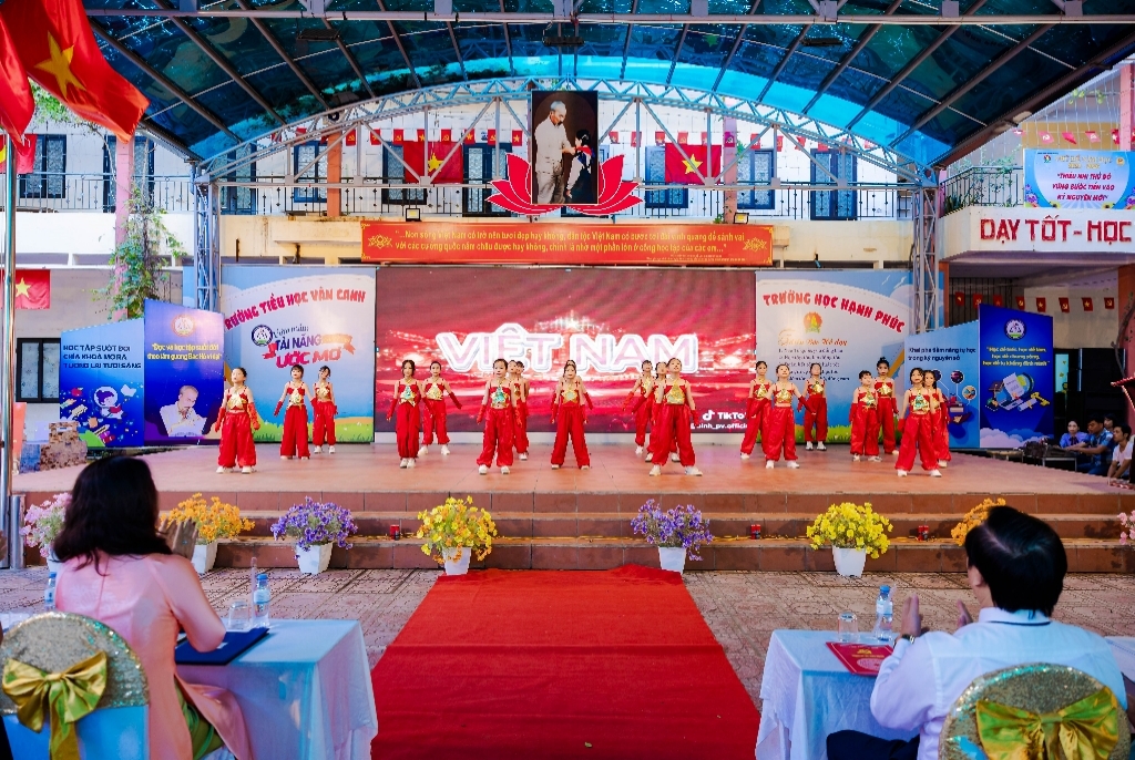 Lễ phát động Tuần lễ hưởng ứng học tập suốt đời năm 2025, xã Sơn Đồng