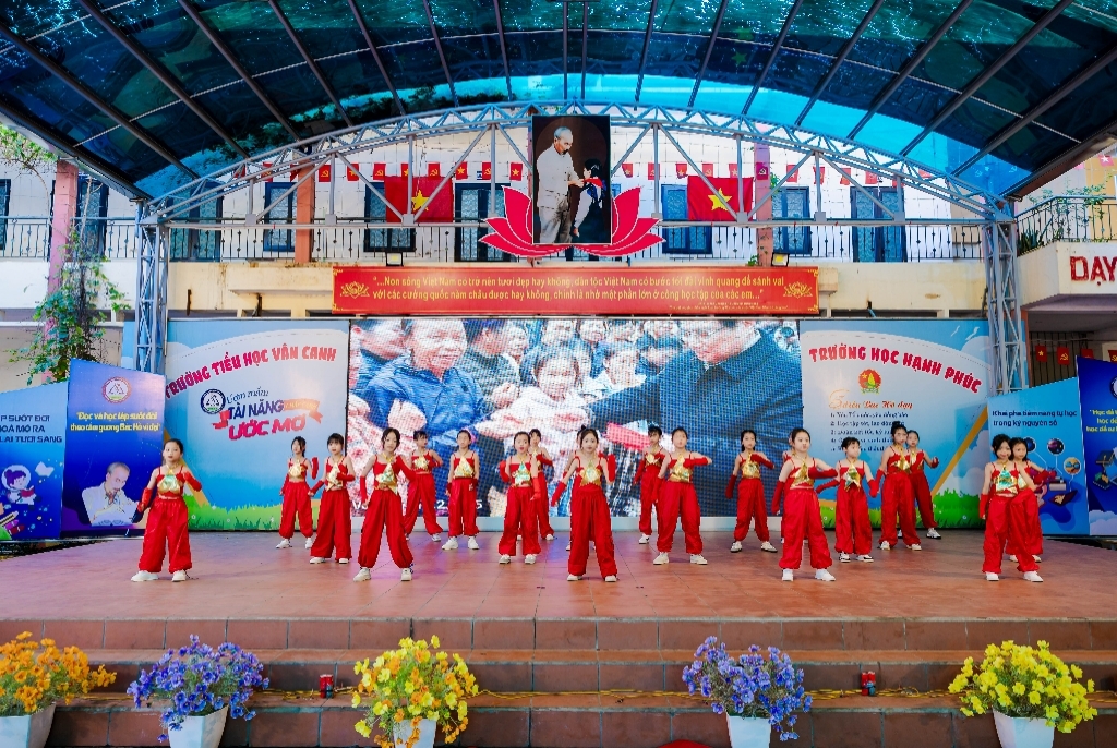 Lễ phát động Tuần lễ hưởng ứng học tập suốt đời năm 2025, xã Sơn Đồng