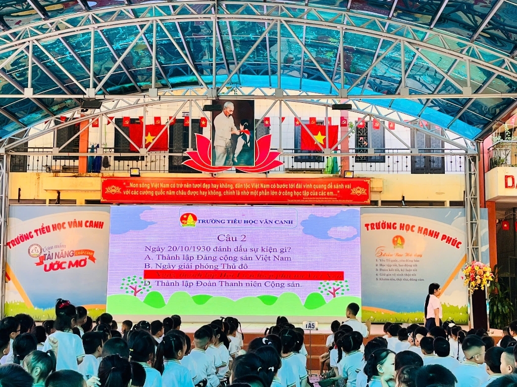 Chào mừng ngày Phụ nữ Việt Nam 20/10