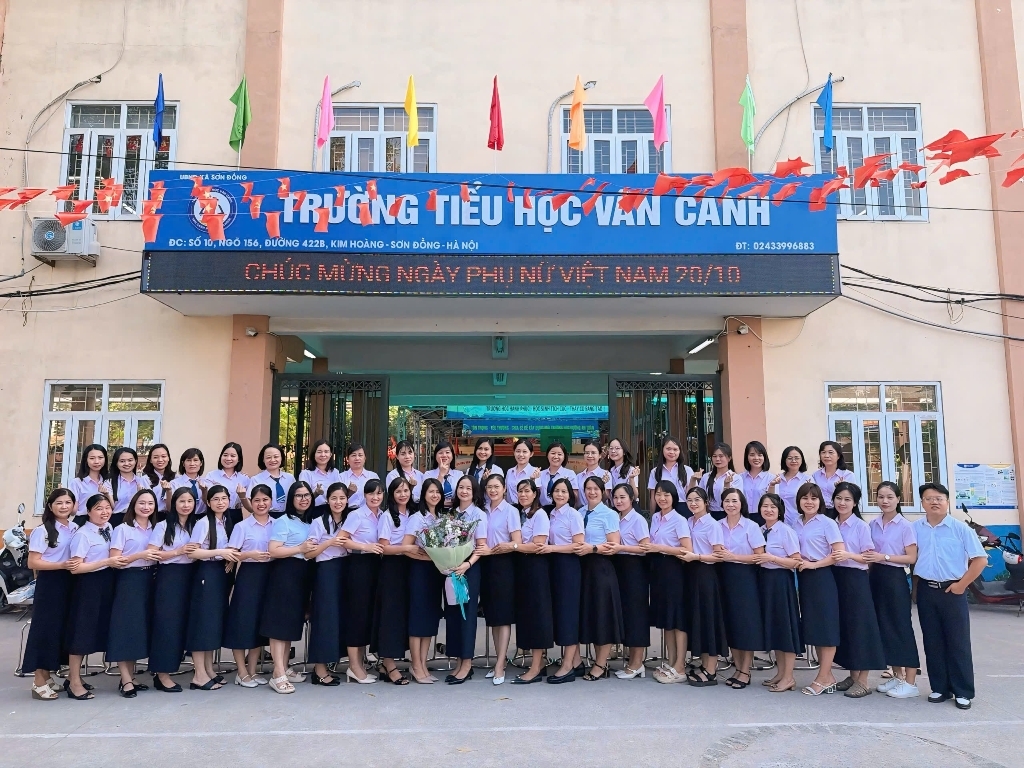 Chào mừng ngày Phụ nữ Việt Nam 20/10
