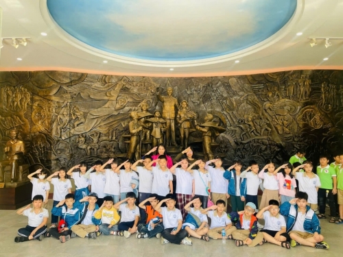 Hành trình về nguồn - Trải nghiệm ý nghĩa của học sinh trường Tiểu học Vân Canh