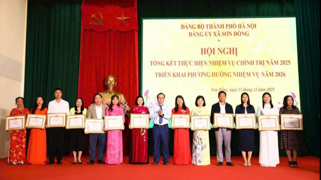 Phát huy vai trò hạt nhân chính trị - Lan tỏa tinh thần tiên phong, gương mẫu