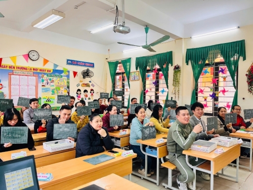 Họp phụ huynh cuối kì I - Gắn kết để đồng hành