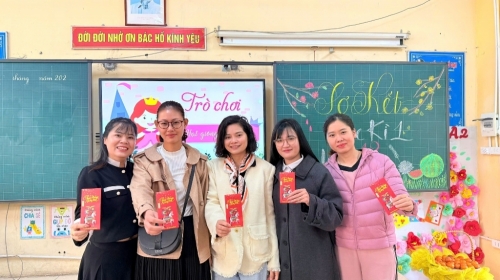 Họp phụ huynh cuối kì I - Gắn kết để đồng hành