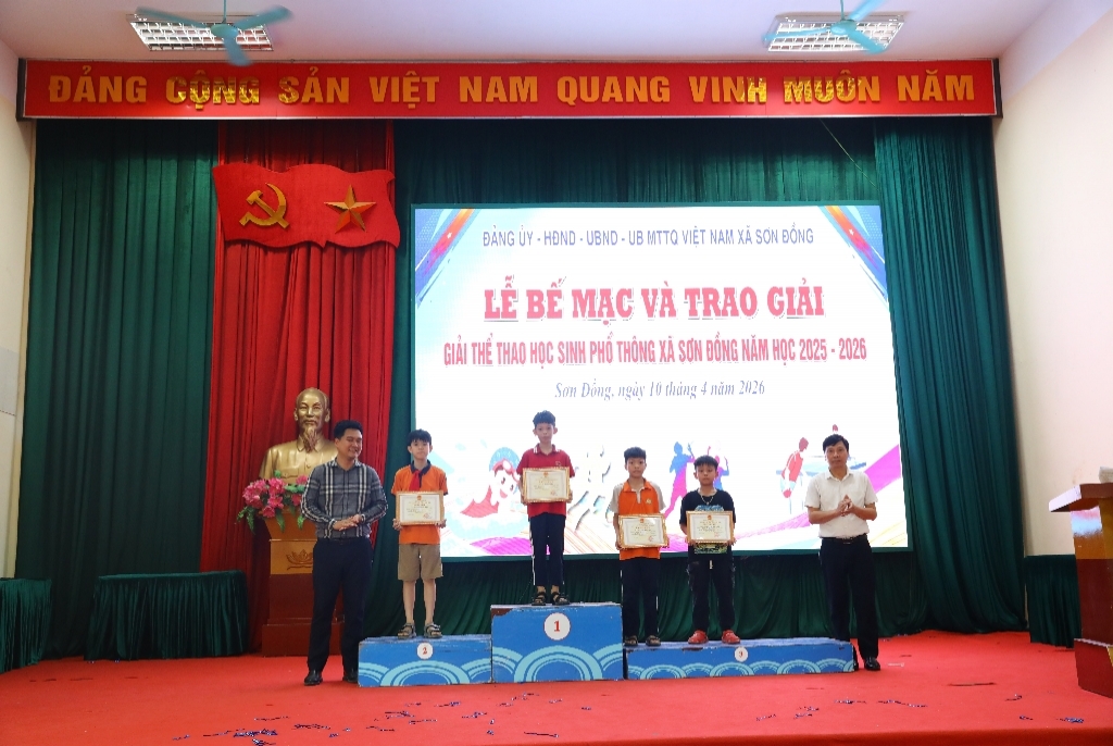 Trường tiểu học Vân Canh đạt giải Ba toàn đoàn tại Giải thể thao HSPT xã Sơn Đồng, lần thứ I