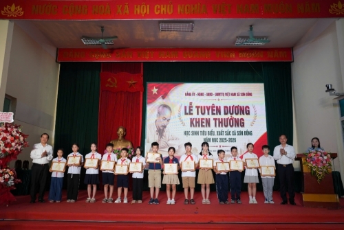 Tự hào những học sinh tiêu biểu của trường Tiểu học Vân Canh