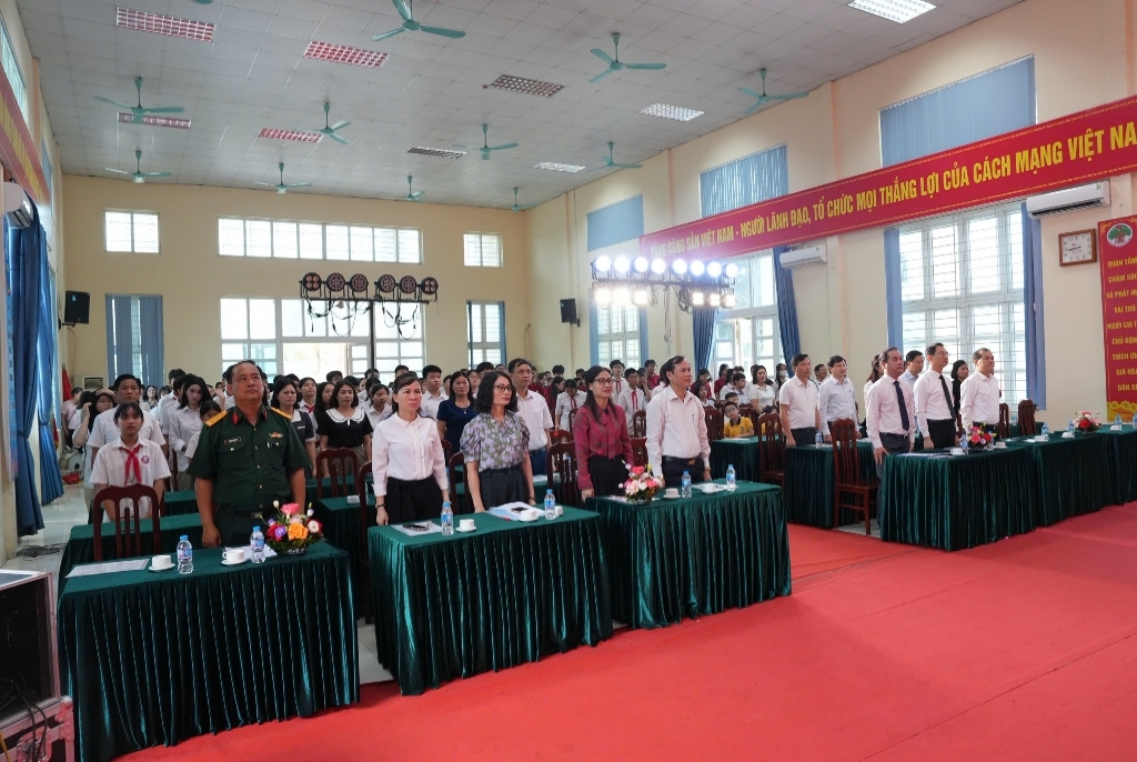 Tự hào những học sinh tiêu biểu của trường Tiểu học Vân Canh